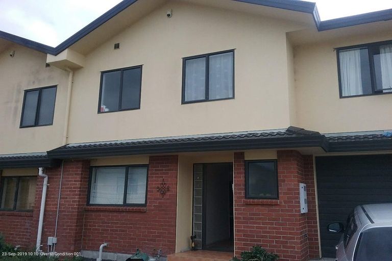 Photo of property in 11/2 Arawa Street, New Lynn, Auckland, 0600