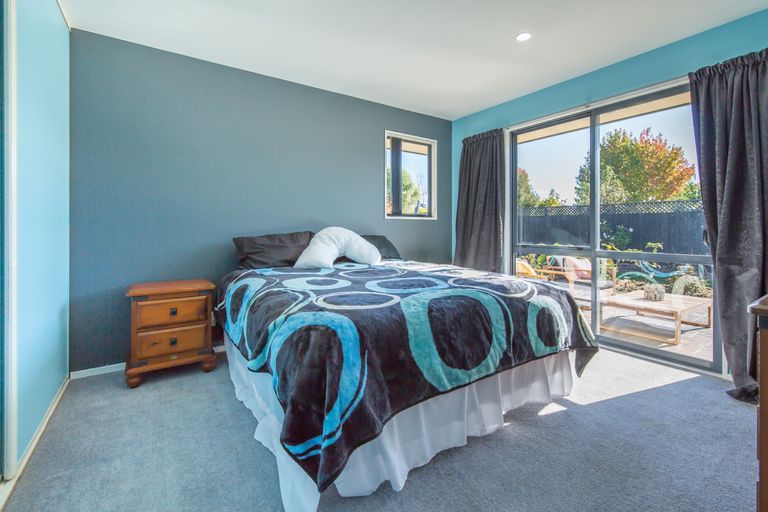 Photo of property in 16 Paget Drive, Woodend, 7610