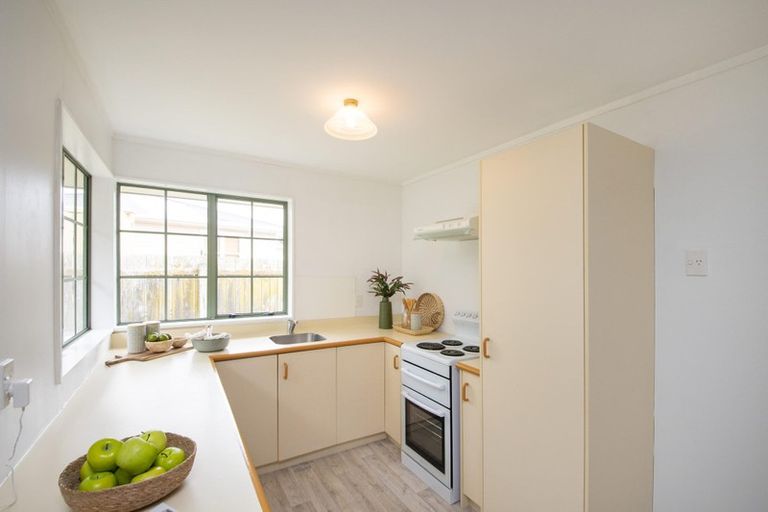 Photo of property in 6 Sovereign Court, West End, Palmerston North, 4410