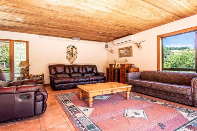 Photo of property in 37 Kents Road, Reikorangi, Waikanae, 5391