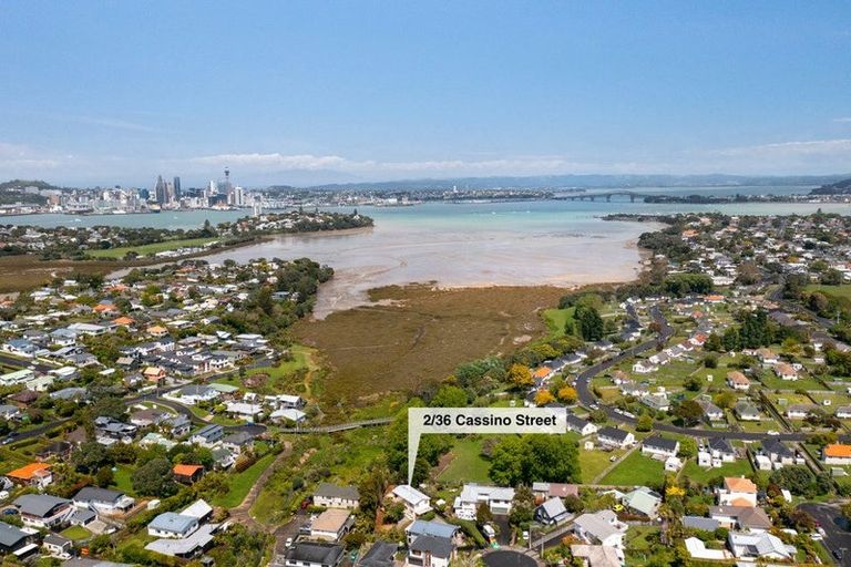 Photo of property in 2/36 Cassino Street, Bayswater, Auckland, 0622