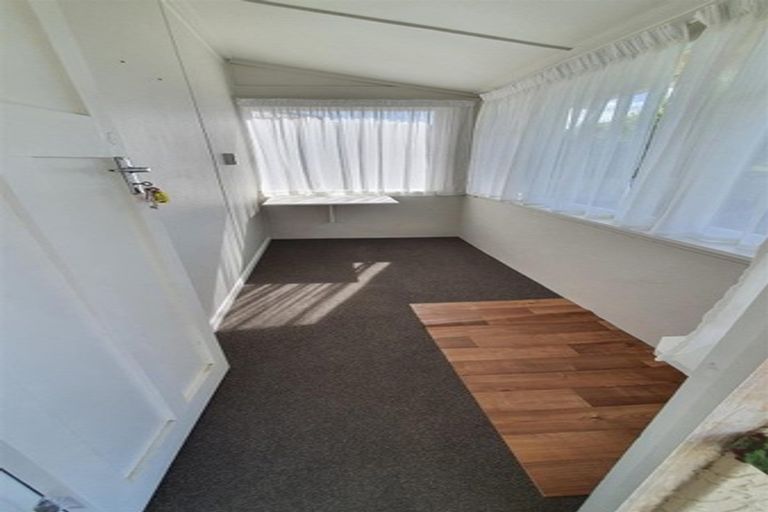 Photo of property in 14 Rhodes Street, Waimate, 7924