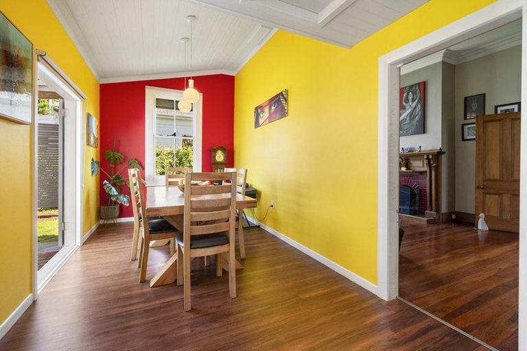Photo of property in 18 Bourke Street, Palmerston North, 4410