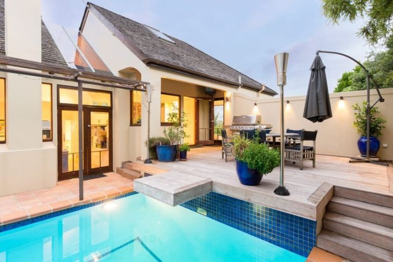 Photo of property in 1/13 Castor Bay Road, Castor Bay, Auckland, 0620