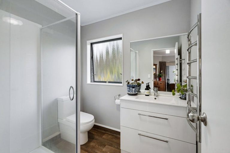 Photo of property in 20 Kingsgate Avenue, Havelock North, 4130