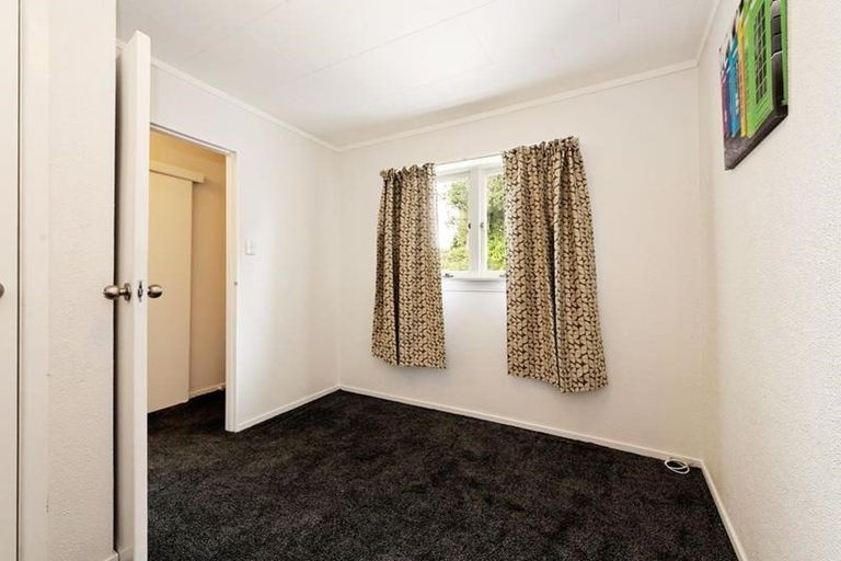 Photo of property in 4/54 View Road, Henderson, Auckland, 0612