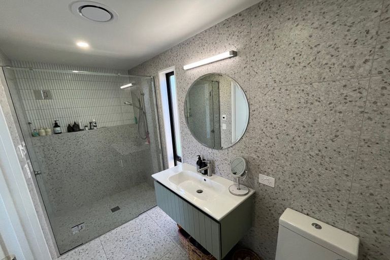 Photo of property in 66 Aikmans Road, Merivale, Christchurch, 8014