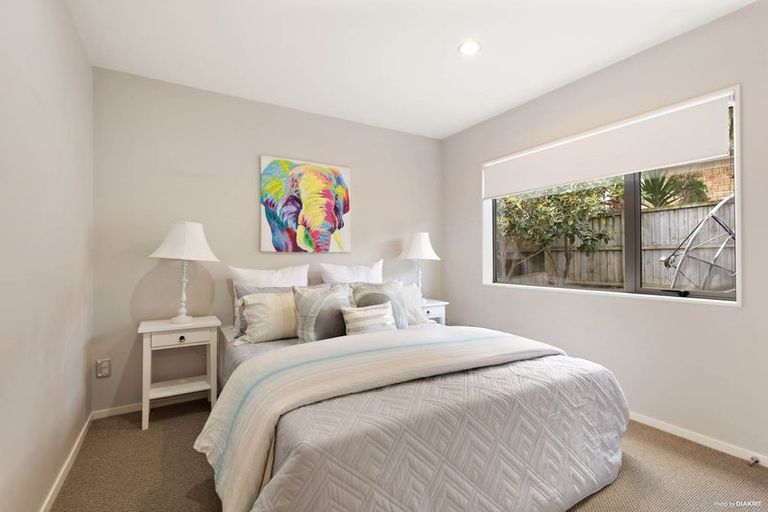 Photo of property in 6 Lucca Crescent, Flat Bush, Auckland, 2019