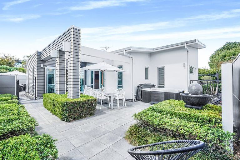 Photo of property in 62a Rototuna Road, Rototuna, Hamilton, 3210