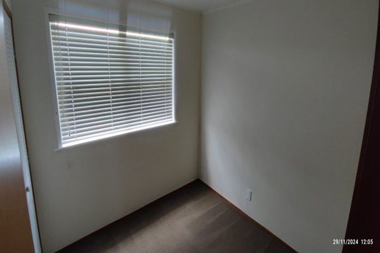 Photo of property in 3/1 Tomintoul Place, Highland Park, Auckland, 2010