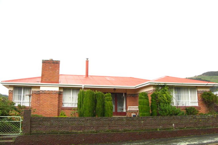 Photo of property in 37 Fairview Terrace, Sawyers Bay, Port Chalmers, 9023
