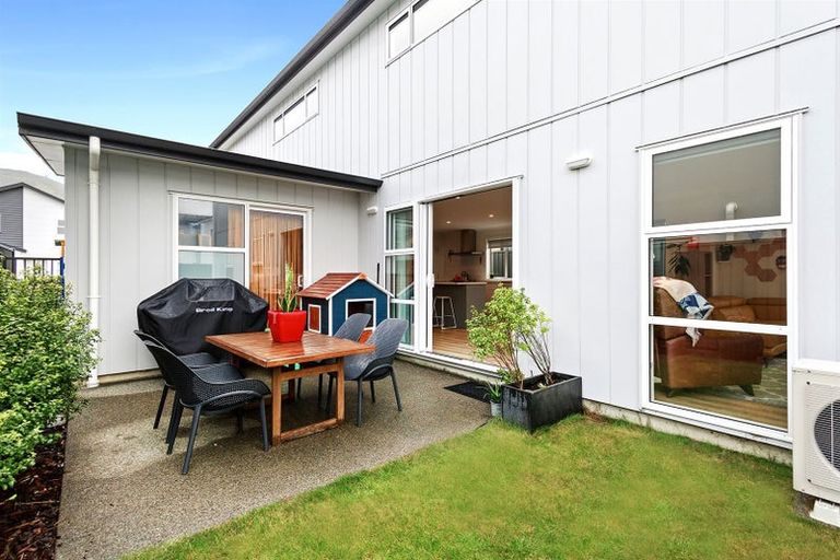 Photo of property in 7 Torea Place, Kenepuru, Porirua, 5022