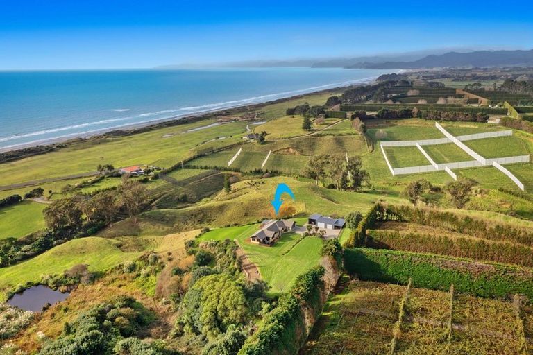 Photo of property in 45 Beach Road, Tirohanga, Opotiki, 3197