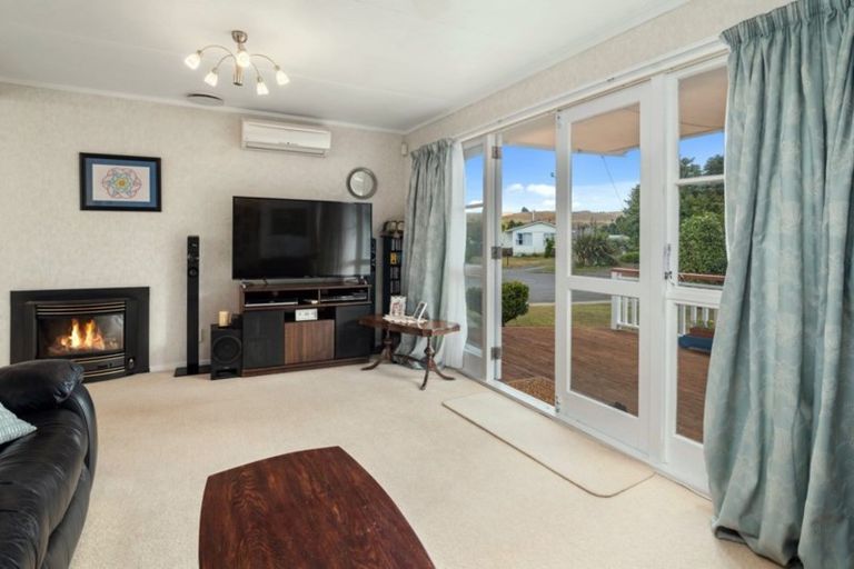 Photo of property in 13 Sapphire Place, Pukehangi, Rotorua, 3015