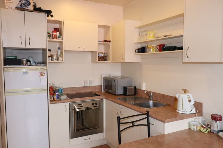 Photo of property in Terrace Tower Apartments, 12c/126 The Terrace, Wellington Central, Wellington, 6011