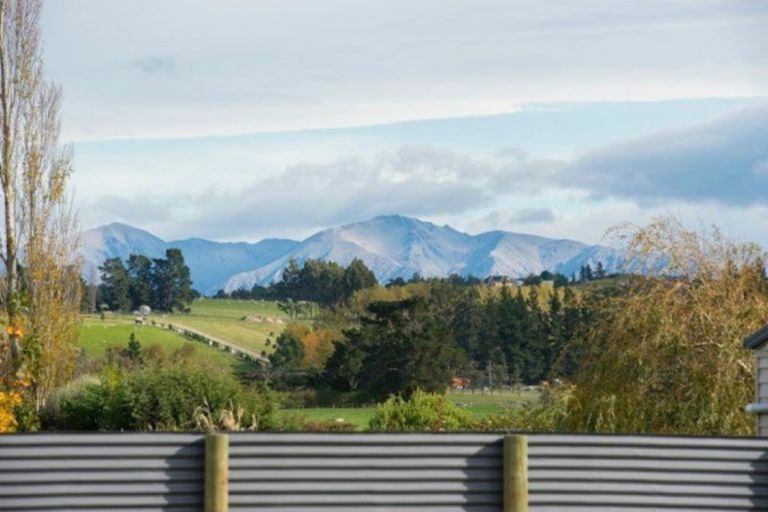 Photo of property in 213 High Street, Oxford, 7430