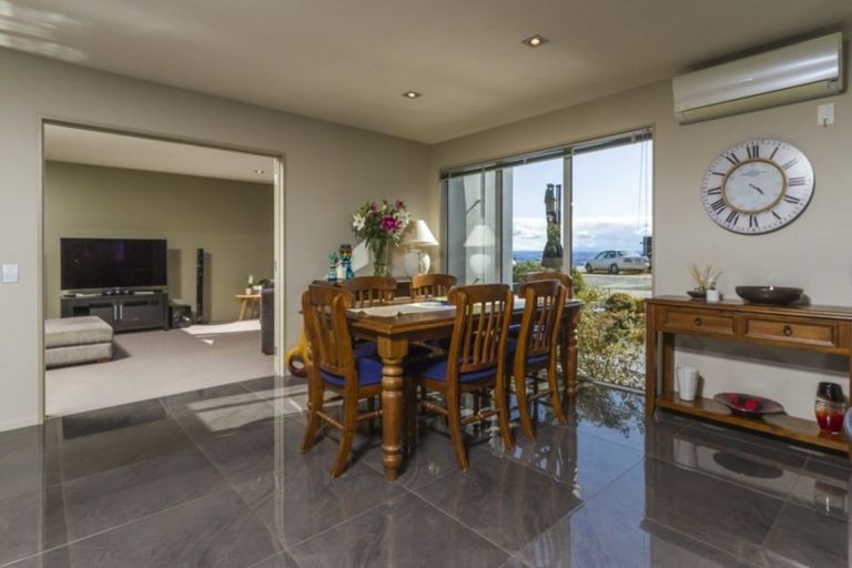 Photo of property in 14 Istana Place, Britannia Heights, Nelson, 7010