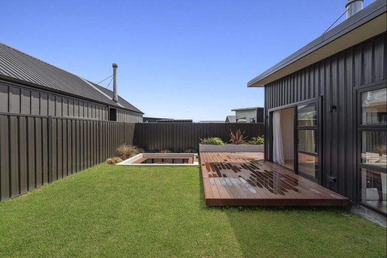 Photo of property in 30 Dunn Street, Lake Hawea, 9382