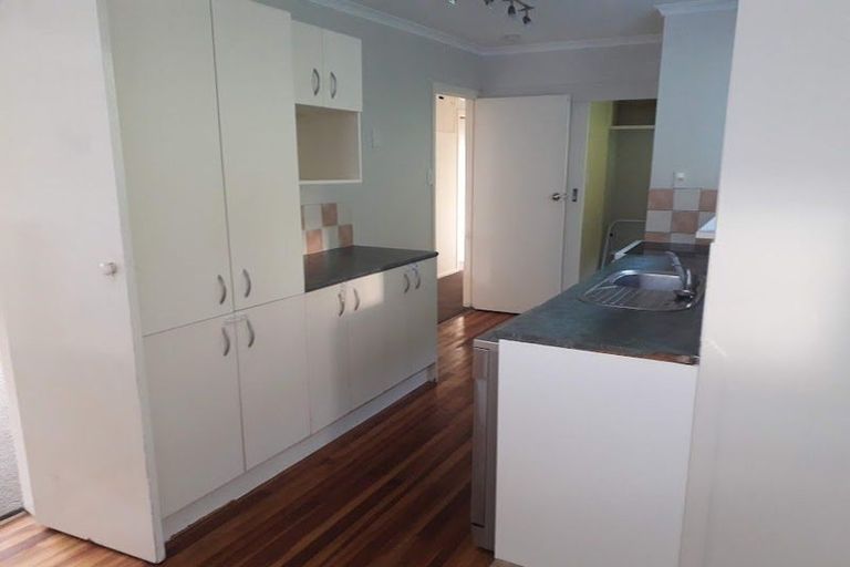 Photo of property in 35 Franklyn Road, Tawa, Wellington, 5028