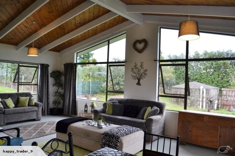 Photo of property in 18 Addison Road, Pataua South, Onerahi, 0192