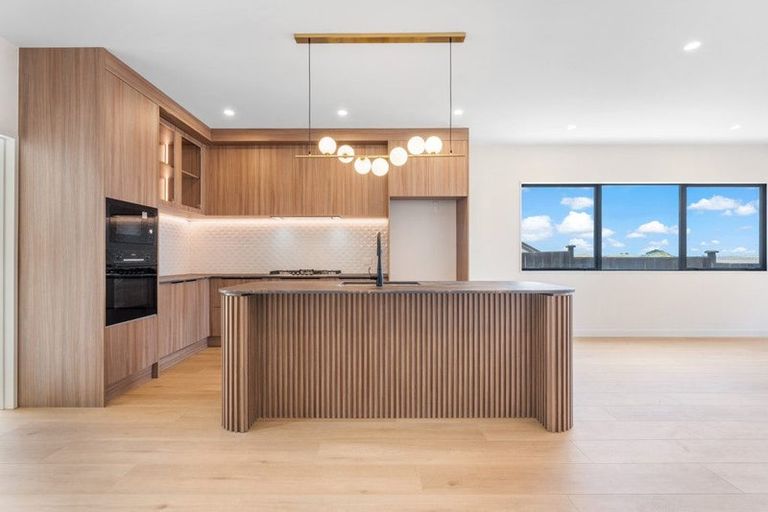 Photo of property in 6 Ngarara Court, Warkworth, 0985