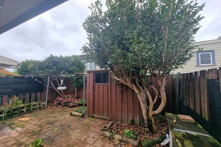 Photo of property in 2/121 Queens Avenue, Frankton, Hamilton, 3204