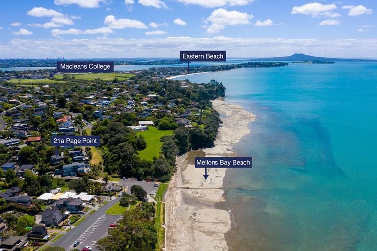 Photo of property in 21a Page Point, Mellons Bay, Auckland, 2014