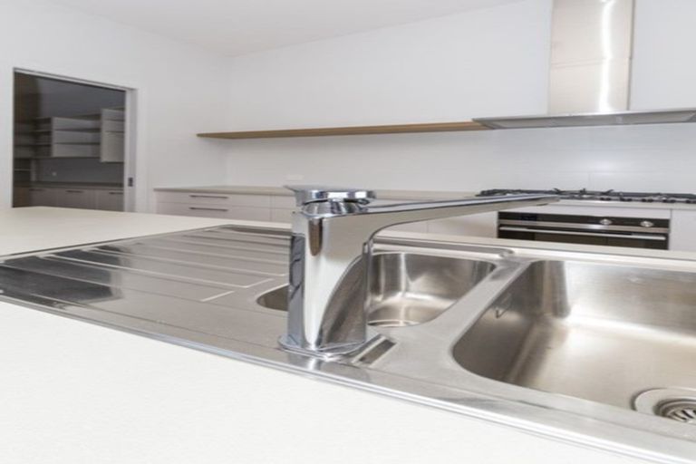 Photo of property in 66 Taikura Avenue, Red Beach, 0932