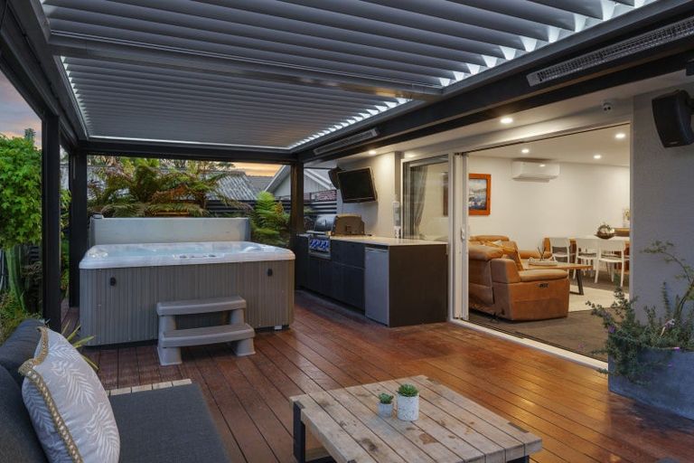 Photo of property in 26 Radbrook Street, Avonhead, Christchurch, 8042