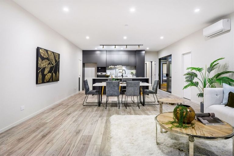 Photo of property in 35 Jeroboam Loop, Kumeu, 0810