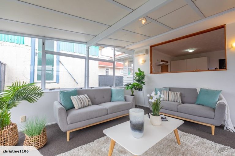 Photo of property in 51 Aorangi Road, Paraparaumu, 5032