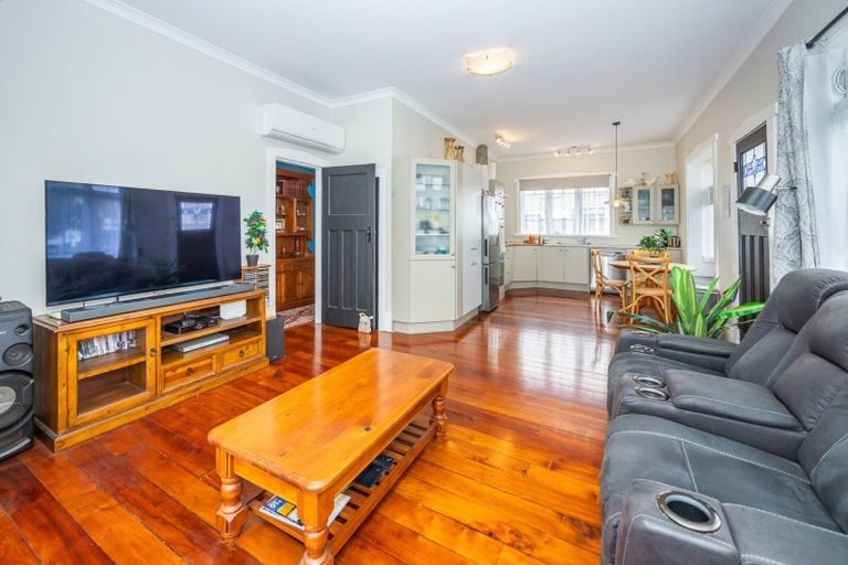 Photo of property in 21 Kimihia Road, Huntly, 3700