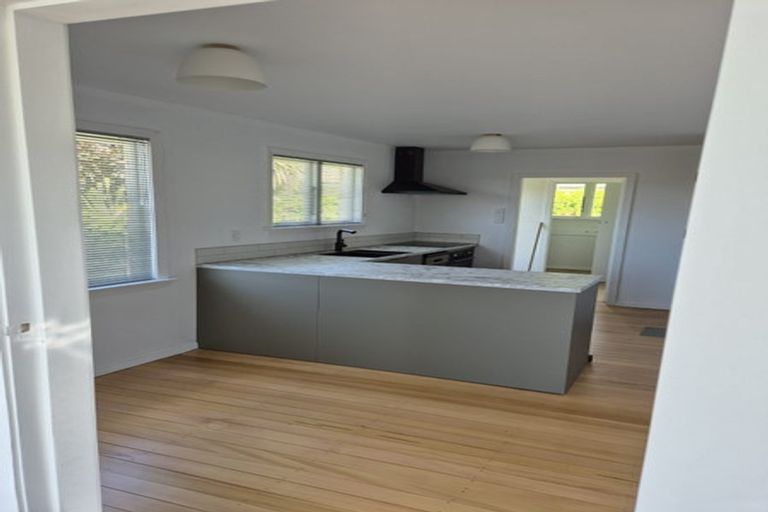 Photo of property in 2 Lucienne Place, Hillsborough, Christchurch, 8022