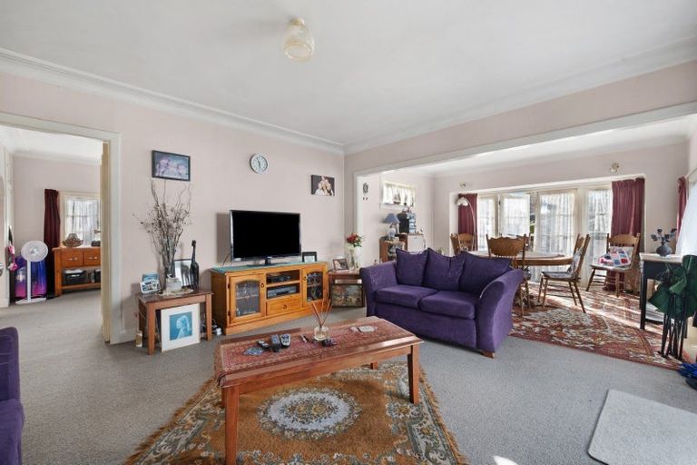 Photo of property in 1/20 Takutai Avenue, Bucklands Beach, Auckland, 2012