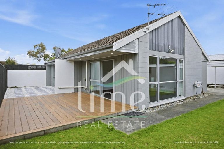 Photo of property in 2/19 Glenside Avenue, Ilam, Christchurch, 8041