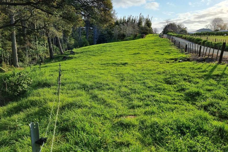 Photo of property in 33 Tesoro Way, Parahaki, Whangarei, 0112