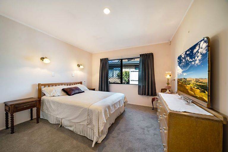Photo of property in 10/56 Larnoch Road, Henderson, Auckland, 0610