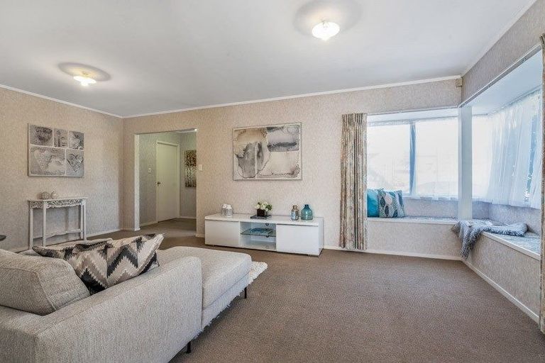 Photo of property in 45 Orangewood Drive, Northpark, Auckland, 2013