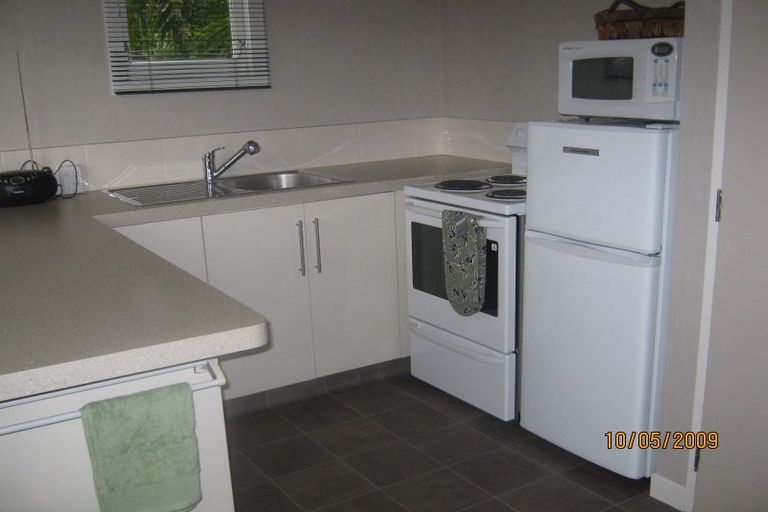 Photo of property in 23 Lincoln Terrace, Hokowhitu, Palmerston North, 4410