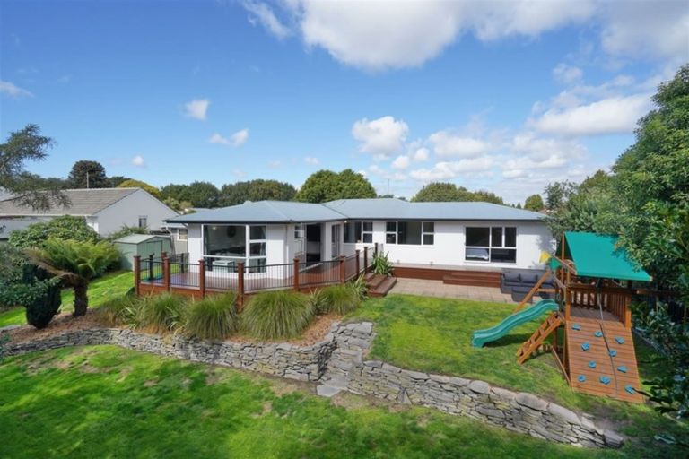 Photo of property in 4a Canberra Place, Redwood, Christchurch, 8051