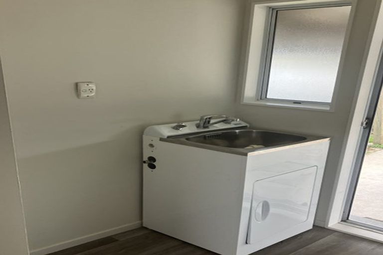 Photo of property in 2/434 Gloucester Street, Taradale, Napier, 4112