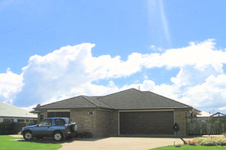 Photo of property in 4 Frame Place, Owhata, Rotorua, 3010