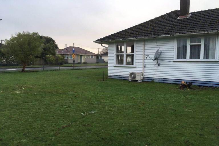 Photo of property in 2 Robertshawe Crescent, Dannevirke, 4930