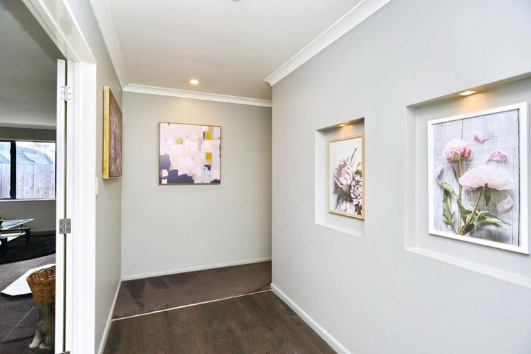 Photo of property in 11 James Drive, Woodend, 7610