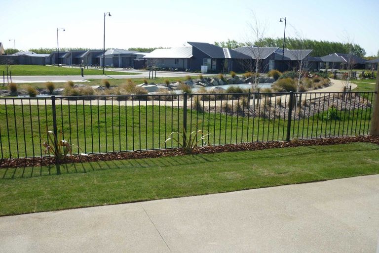 Photo of property in 9 Famille Close, Yaldhurst, Christchurch, 8042