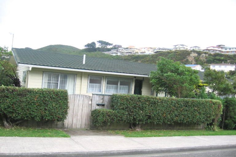 Photo of property in 4 Tralee Place, Johnsonville, Wellington, 6037