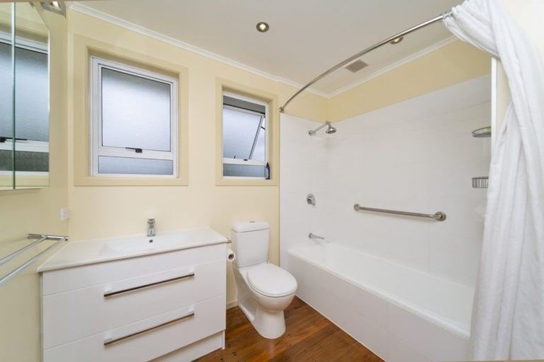 Photo of property in 10 Horne Street, Hurdon, New Plymouth, 4310