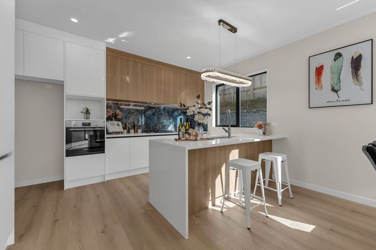 Photo of property in 13 Dolcetto Place, Pokeno, 2402