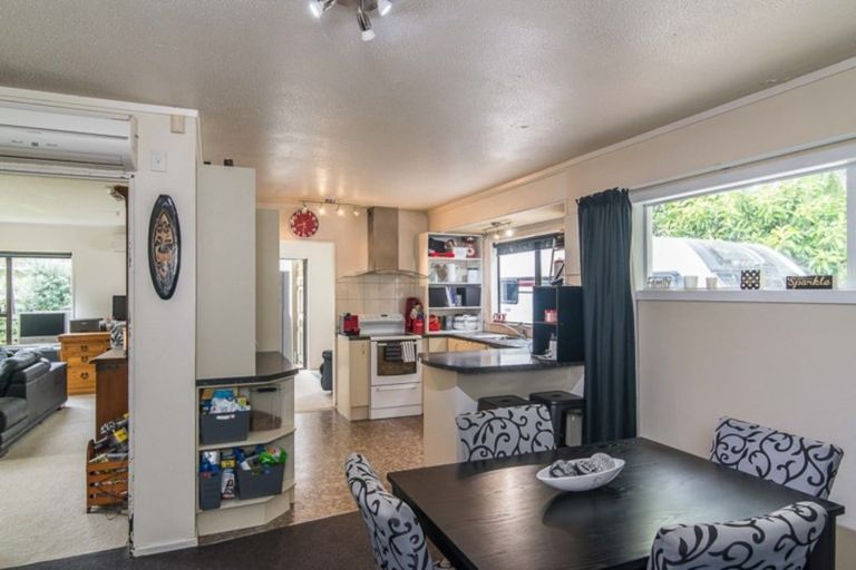 Photo of property in 50 Nimmo Avenue, Waikanae, 5036