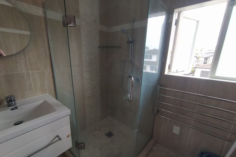 Photo of property in 1/31 Howe Street, Howick, Auckland, 2014